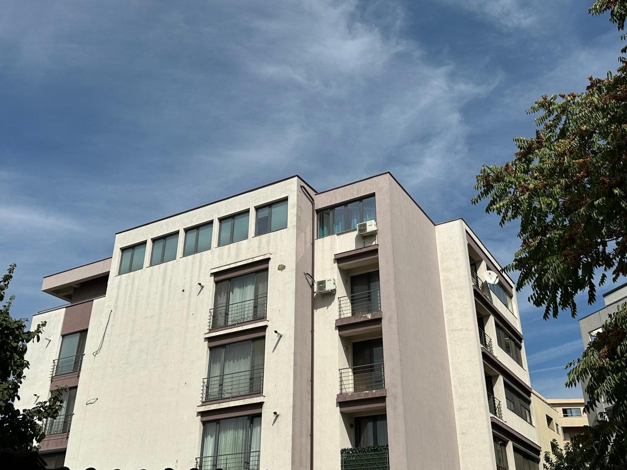 Centru Unirii Luxury Vip Palmier Apartament 2 Cu Terasa Exterioara Amenajata ! Parcare Subterana Privata Climatizata Si Supravegheata Video Dar Doar Cu Rezervare In Limita Locurilor Disponibile !proprietate In Regim Hoteliep - Nu Are Bucatarie Bucarest
